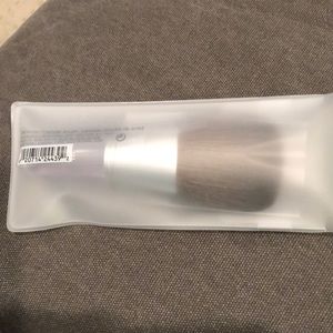 Clinique bronzer/blender brush NWT